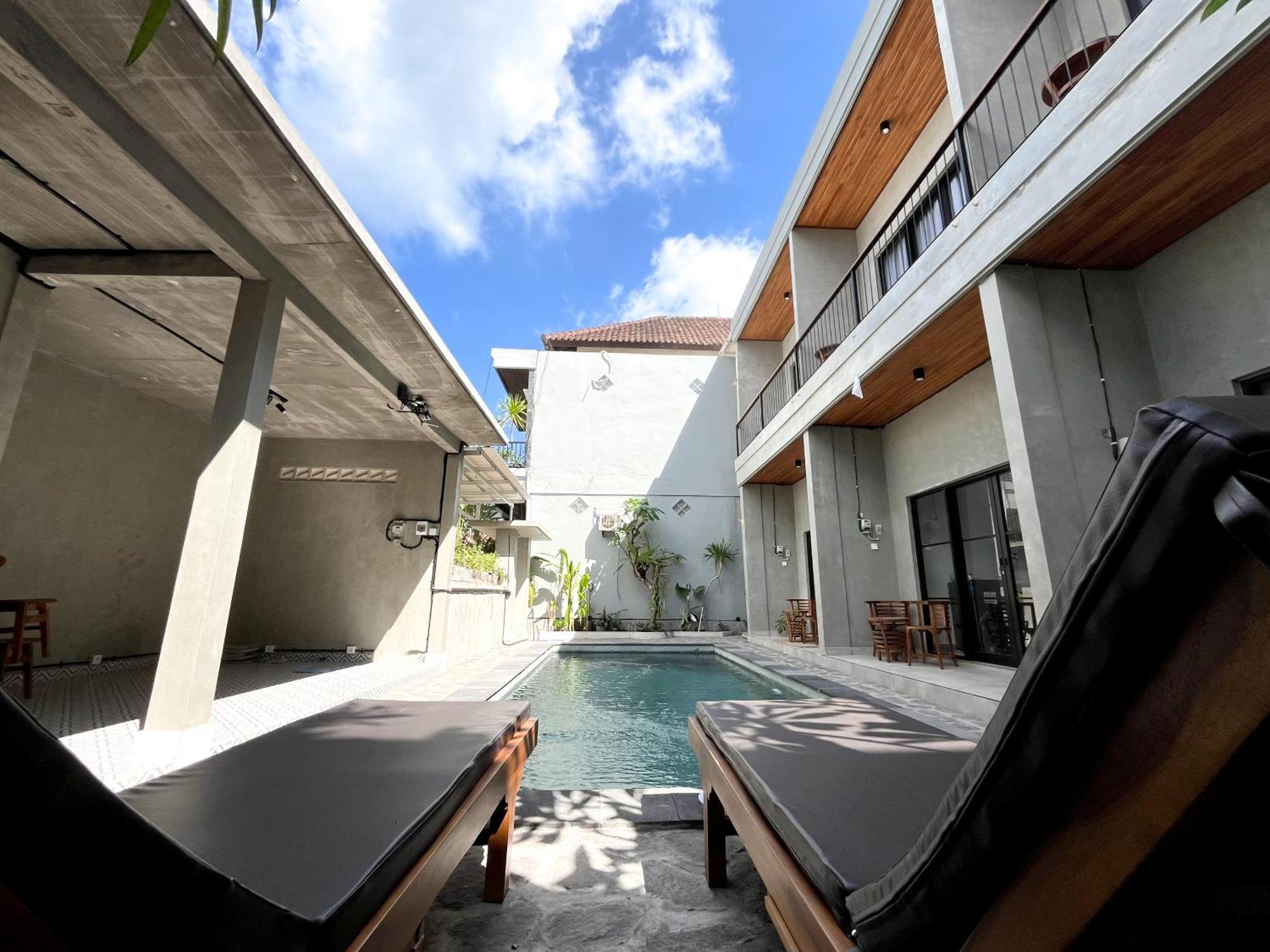 Adi Surya Guest House Seminyak Dış mekan fotoğraf