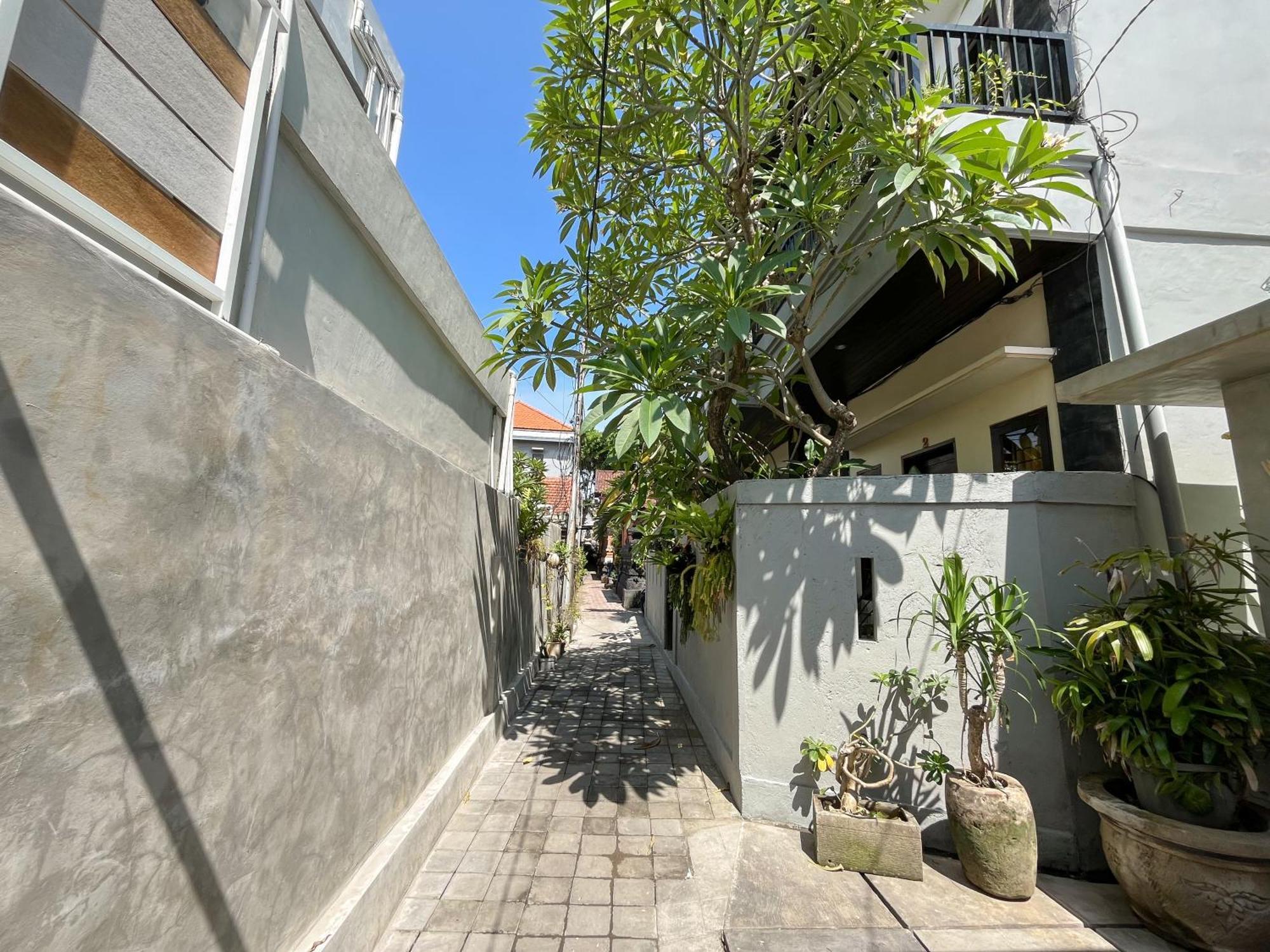 Adi Surya Guest House Seminyak Dış mekan fotoğraf